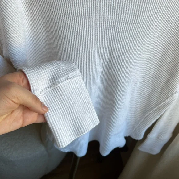 Abercrombie & Fitch Long Sleeve Thermal Tee | Small - Picture 8 of 10